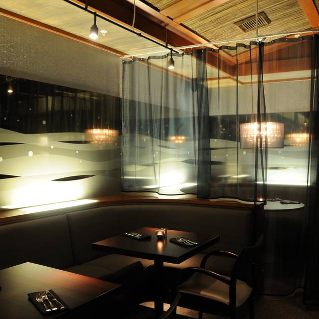 Pearl Bar Dining Restaurant Bellevue Wa Opentable Pearl Bar Dining Bellevue Wa
