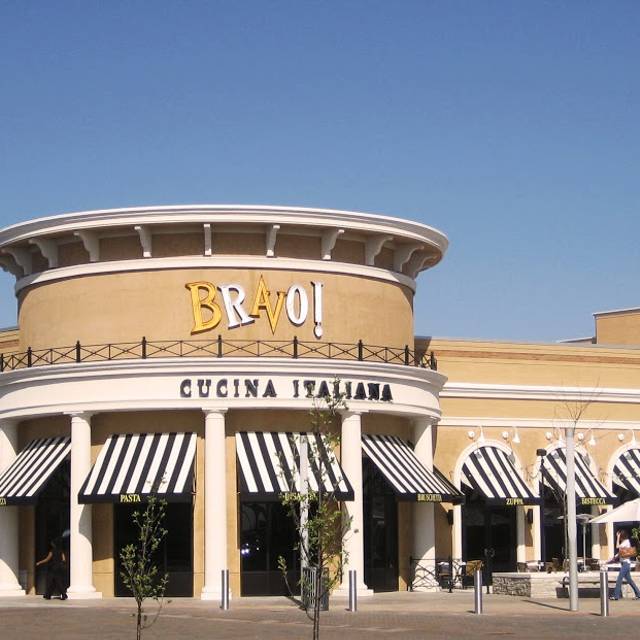 Bravo Cucina Italiana Des Peres West County Mall Restaurant St Bravo Cucina Italiana Des Peres West County Mall St Louis Mo