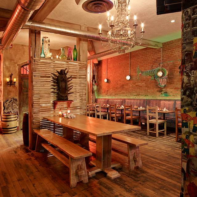 El Cortez Mexican Kitchen + Tequila Bar Restaurant Edmonton, AB