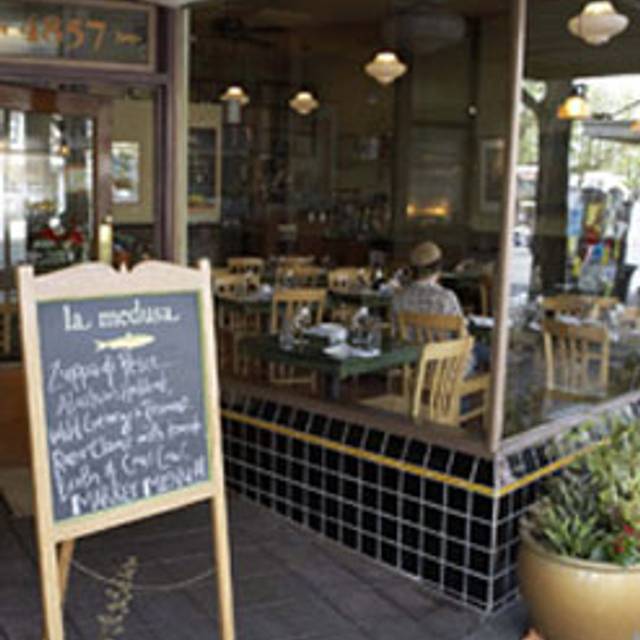 54 Restaurants Near Seward Park Opentable 54 Restaurants Available Nearby