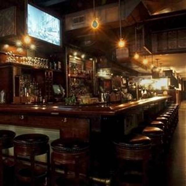 10 Restaurants Near Hotel Indigo Nashville Opentable