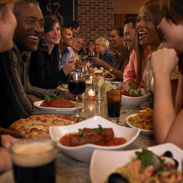 Best Restaurants In Dover Opentable Frankie S At Dover Downs Hotel
