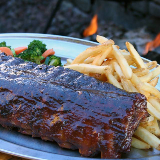 Saddle Ranch Chop House - Sunset Restaurant - West Hollywood, CA ...