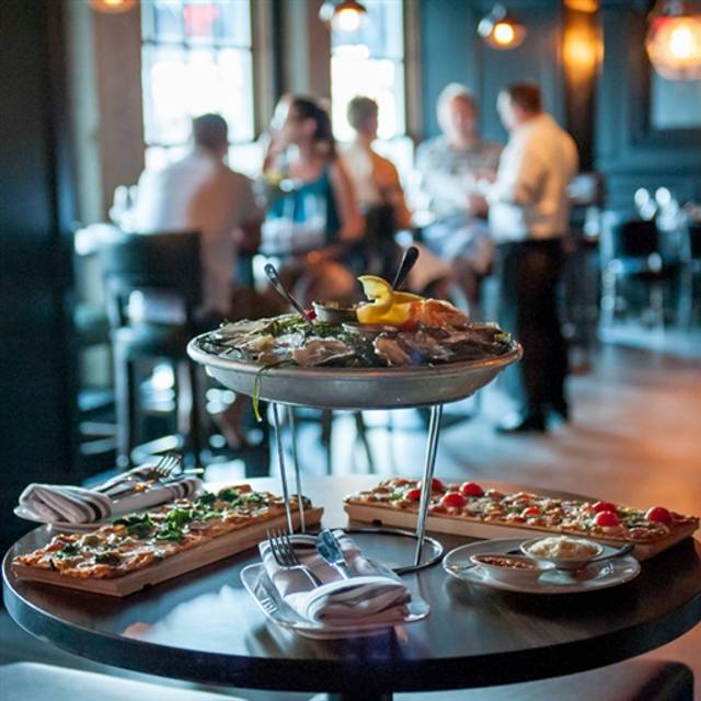 Best Restaurants In Financial District Opentable Trading Post Nyc