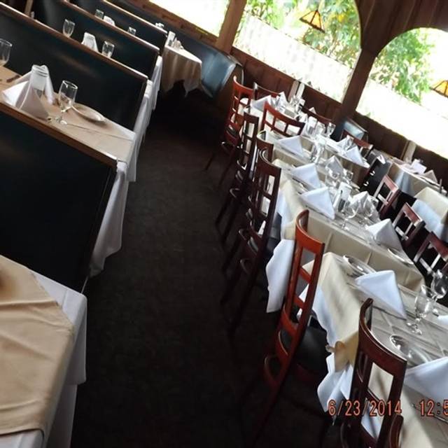 Gregory S Steak And Seafood Restaurant Cocoa Beach Fl Opentable Gregory S Steak And Seafood 123 Reviews 31 To 50 Steakhousecocoa Beach Restaurant Picture 1