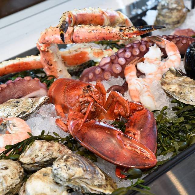 River House Restaurant Raw Bar Louisville Ky Opentable River House Restaurant Raw Bar Louisville