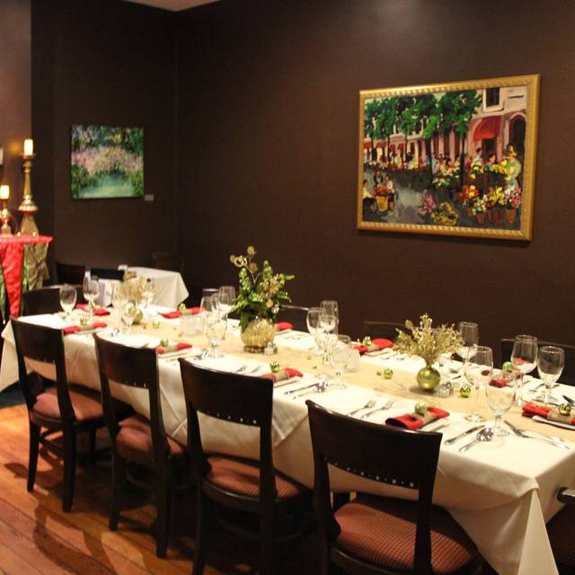 Rodney S On Broadway Restaurant Georgetown Ky Opentable Rodney S On Broadway Georgetown Ky