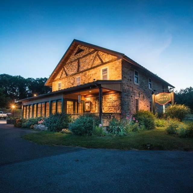 The Savory Grille Seisholtville Hotel Updated 2024, Gastro Pub in