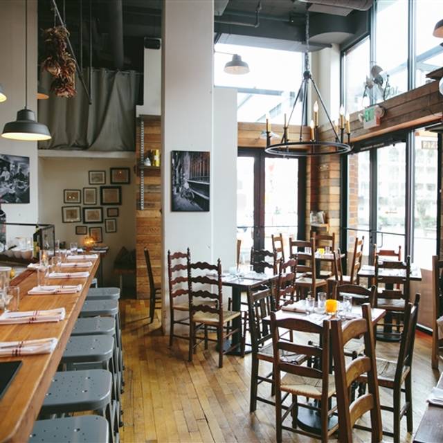 10 Restaurants Near Downtown Bellevue Park Opentable