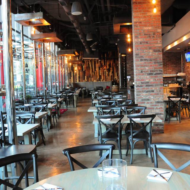 The District Restaurant Houston Tx Opentable District Interior The Houston Tx