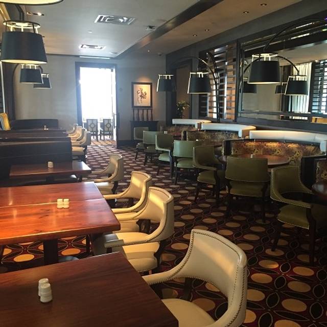 Best Restaurants In Baton Rouge Opentable Rosewater Grill Tavern At Delta Downs