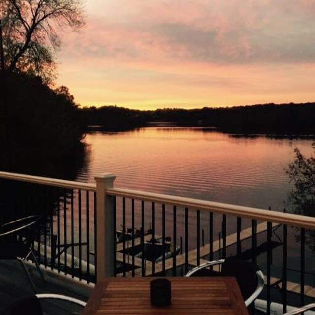 Birch's on the Lake Brewhouse & Restaurant Long Lake, MN