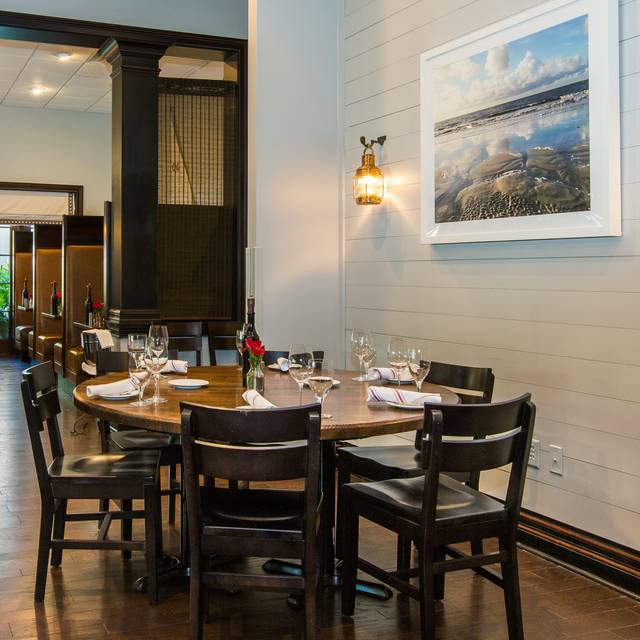 Halyards Restaurant - Saint Simons, GA | OpenTable