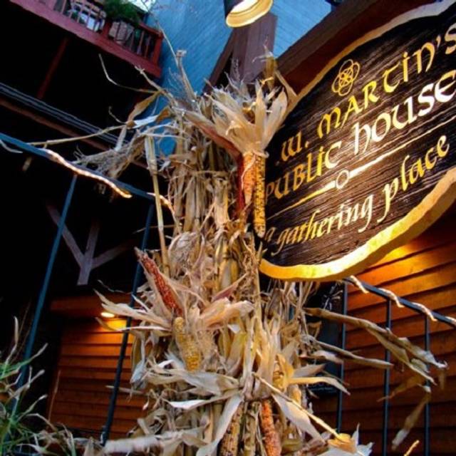 T Dubs Public House Restaurant Waupaca Wi Opentable T Dubs Public House Waupaca Wi