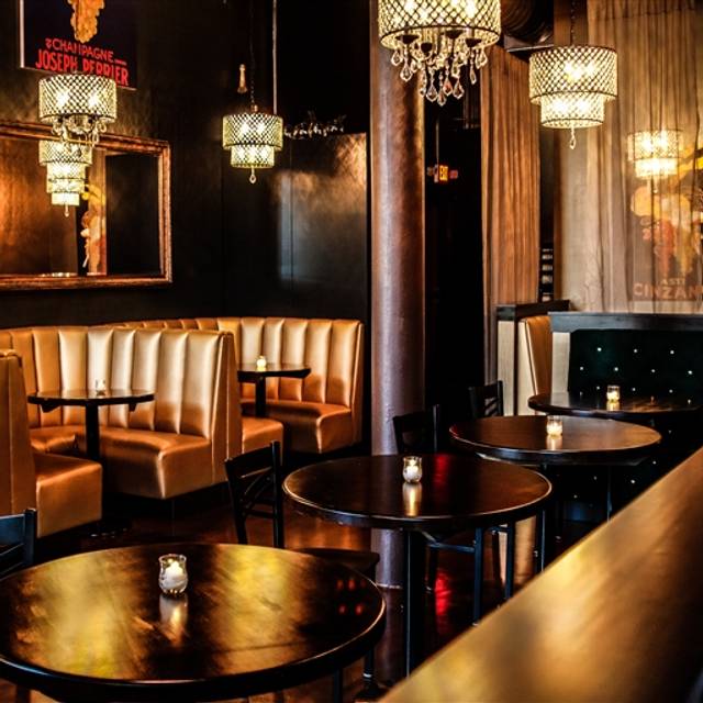 Stem Restaurant Minneapolis Mn Opentable Stem Minneapolis Mn