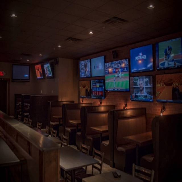  Clutch  Kitchen  Sports Bar  Restaurant Rochester NY 