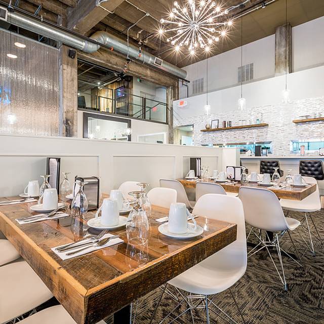 Vivian's Diner & Drinks Restaurant Des Moines, IA OpenTable