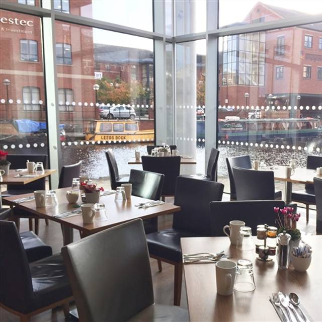 The Lock Kitchen & Bar Double Tree by Hilton Leeds Leeds, West