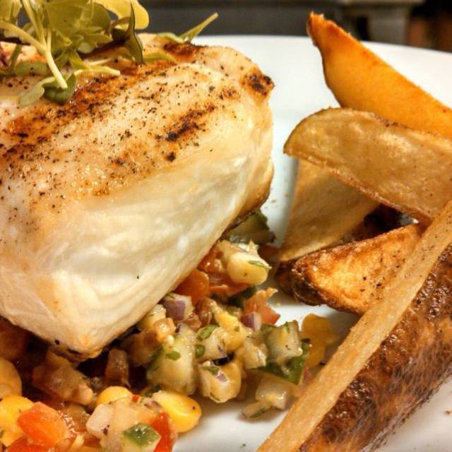 The Coach House Restaurant at the New London Inn New London, NH