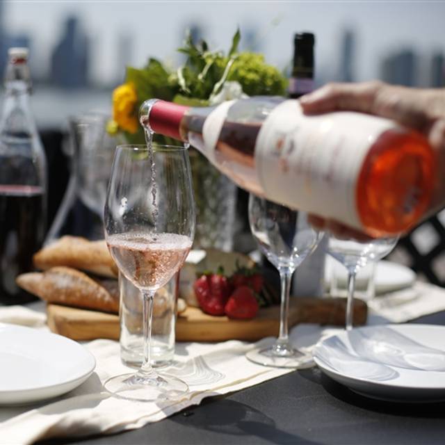 City Vineyard & Wine Garden at Pier 26 Restaurant New York, NY