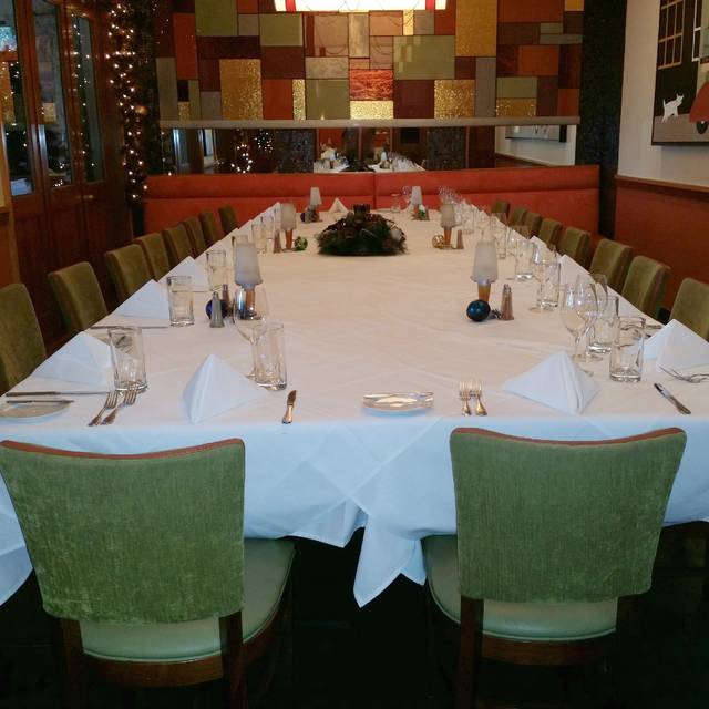 Mignon Prime Steaks, Seafood and Cocktails Restaurant Plano, TX