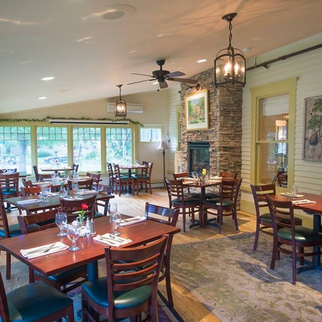 The Norwich Inn Restaurant - Norwich, VT | OpenTable The Norwich Inn Restaurant - Norwich, VT | OpenTable