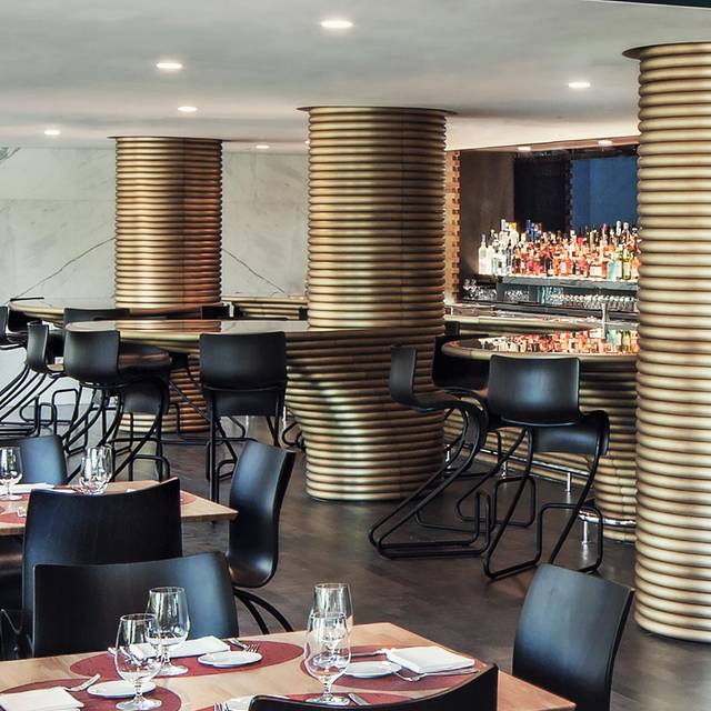 Kingbird At The Watergate Hotel Restaurant Washington Dc Opentable Kingbird Bar At The Watergate Hotel Washington Dc