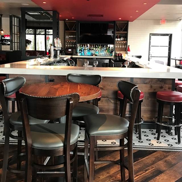 Best Restaurants In Riverside Illinois Opentable Best Italian Restaurants In Riverside Illinois