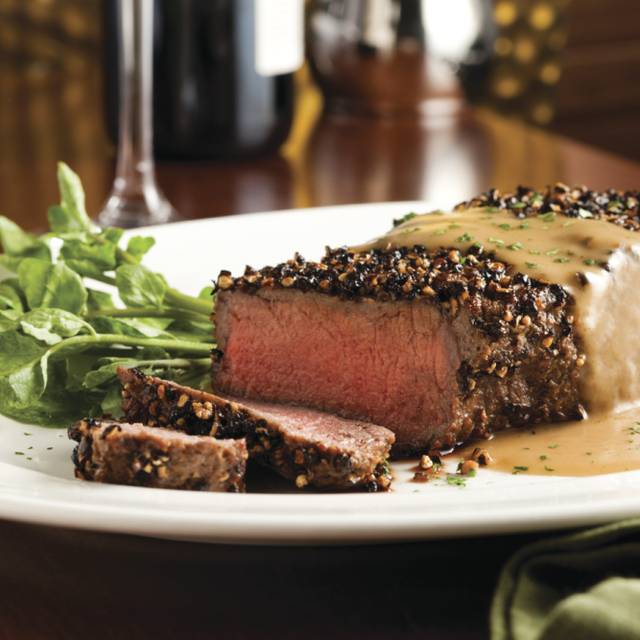 The Capital Grille Chicago Rosemont Restaurant Il Steak Au Poivre The Capital Grille Chicago Rosemont Il