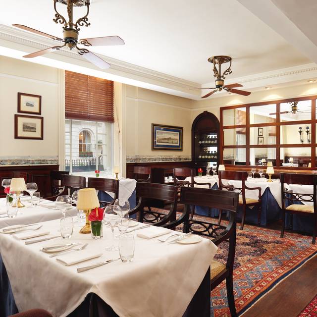 Blue Door Bistro London Restaurant Info Reviews Photos Kayak