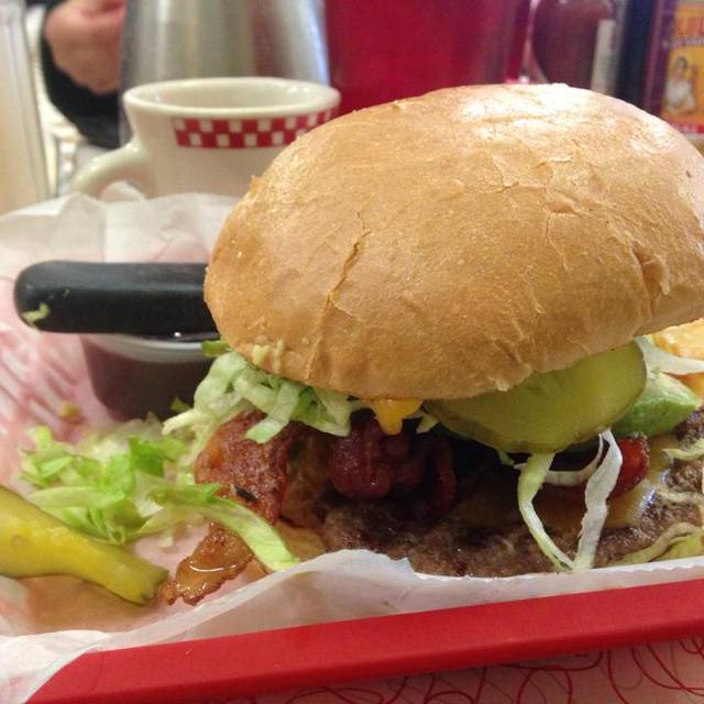 Douglas Avenue Diner Restaurant Racine, WI OpenTable