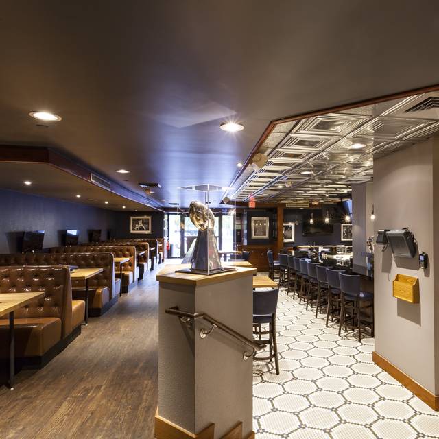 Shula’s 2 Steak & Sports Miami Lakes Restaurant Miami Lakes, FL