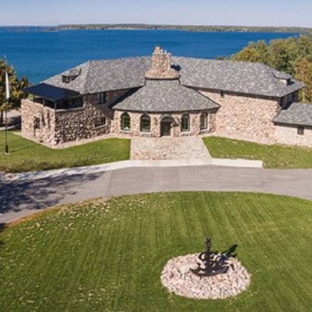 Saint Lawrence Spirits On The River Chateau Restaurant Clayton, NY