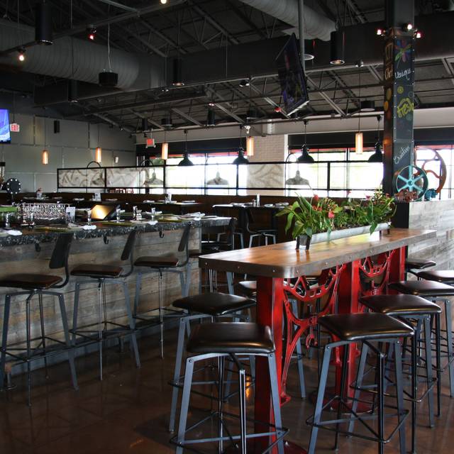Not Your Average Joe S Nashua Nh Restaurant Opentable Not Your Average Joe S Nashua Nh