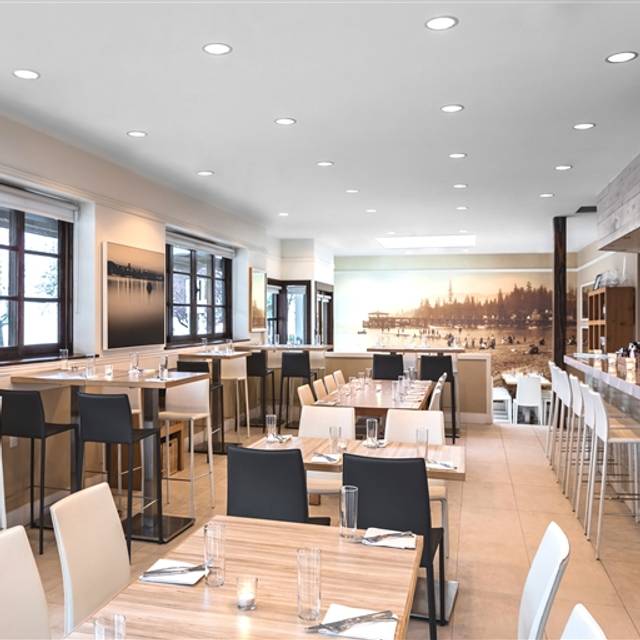 Beach Bay Cafe Vancouver Restaurant Info Reviews Photos Kayak Image