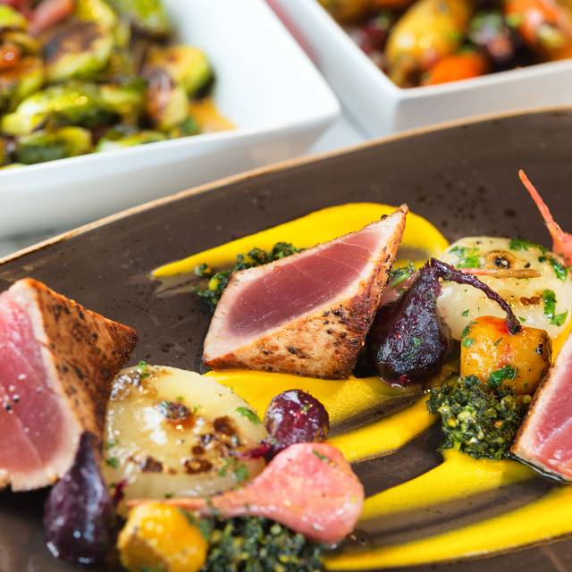 Lela Restaurant Bloomington Mn Opentable Lela Tuna Bloomington Mn
