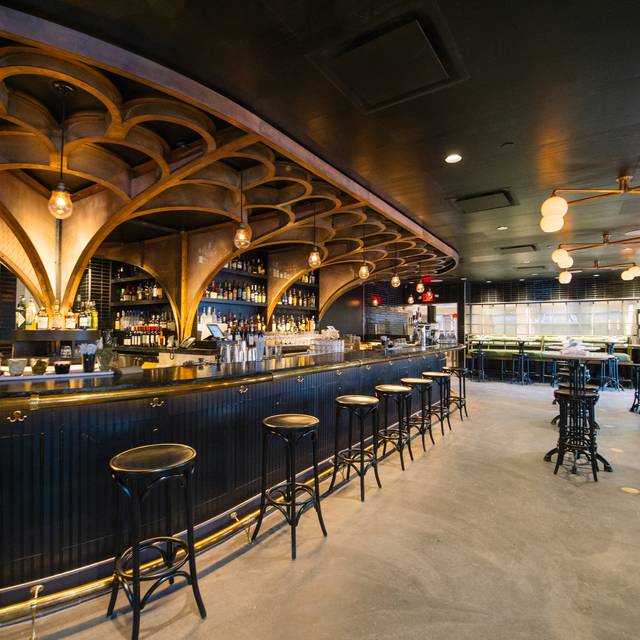 Le District Brerie Beaubourg Restaurant New York Ny Opentable Le District Brerie Beaubourg New York Ny