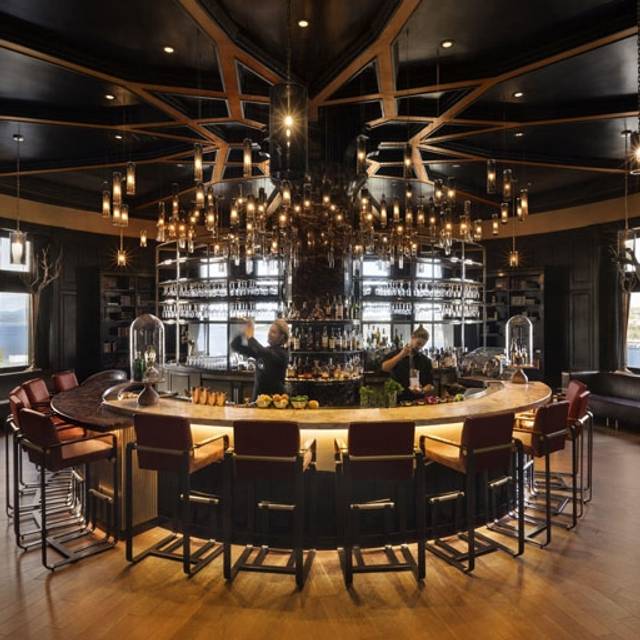 1608 Bar Vin et Fromage Fairmont Le Château Frontenac Restaurant