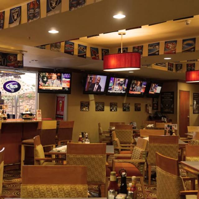 Diamonds Sports Bar & Grill