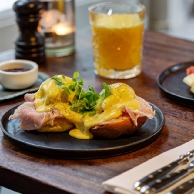 Киров улица молодой гвардии 82 ланч бранч. Ланч обед. Ланчи бранчи пермь. Кафе ланч бранч киров. Finding breakfast restaurants near me.