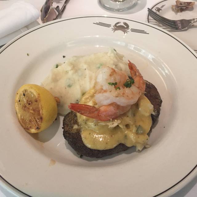 Truluck's Seafood, Steak and Crab House Dallas Uptown Restaurant