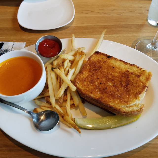 Cooper's Hawk Winery & Restaurant Coconut Creek Coconut Creek, FL