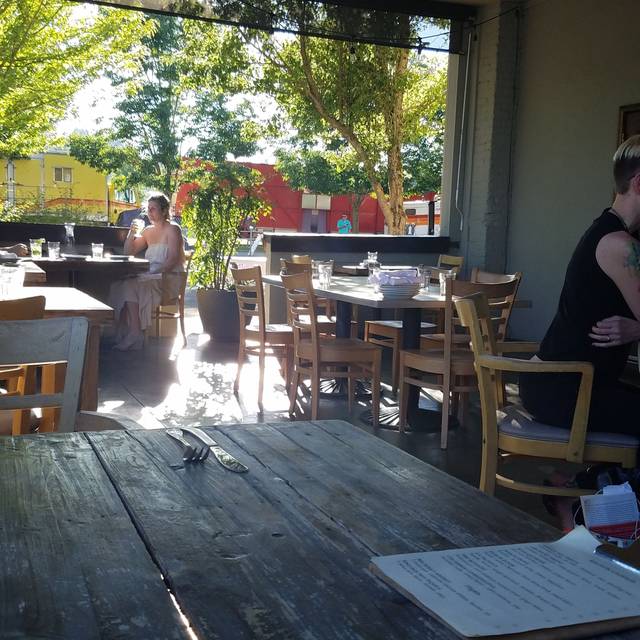 Waterstreet Cafe Bar Restaurant Olympia Wa Opentable