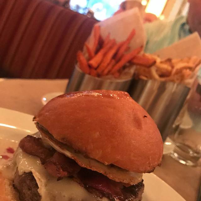 5 Napkin Burger Hell S Kitchen Restaurant New York NY OpenTable   25029673 