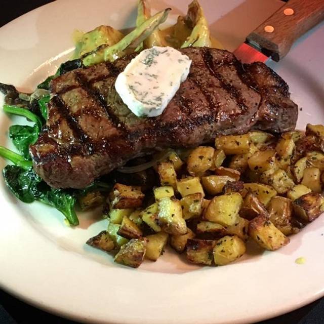 Flames Seafood Grill Bar Ii Restaurant Weatherford Tx Opentable Flames Seafood Grill Bar Ii Weatherford Tx