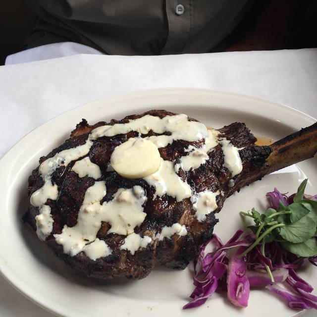 charleys steak house