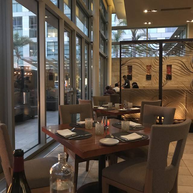 Quattro Restaurant and Bar Four Seasons Hotel East Palo Alto, CA