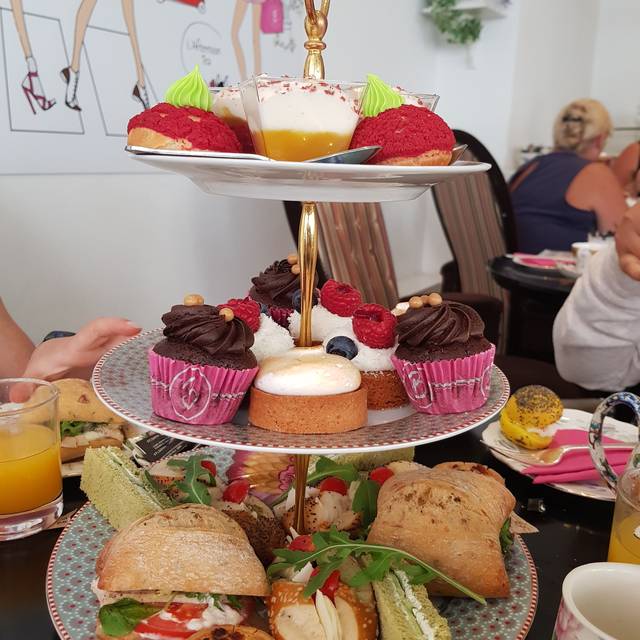 Afternoon Tea @ B Bakery - London, | OpenTable