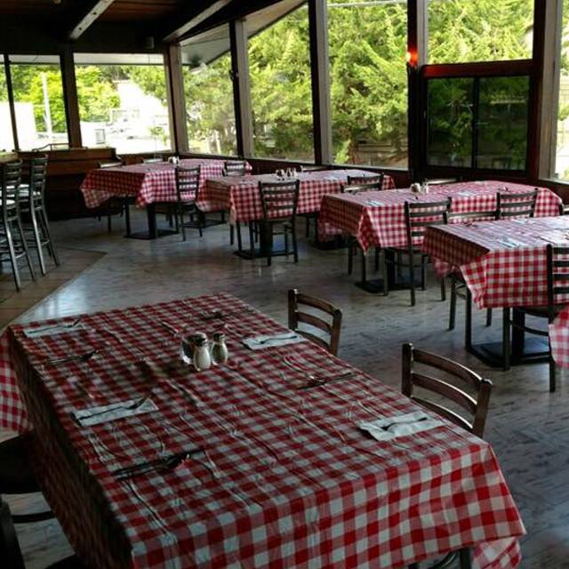 Timberline Restaurant Guerneville Ca Opentable Timberline Guerneville Ca