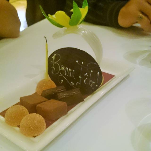 Le baccara casino lac leamy